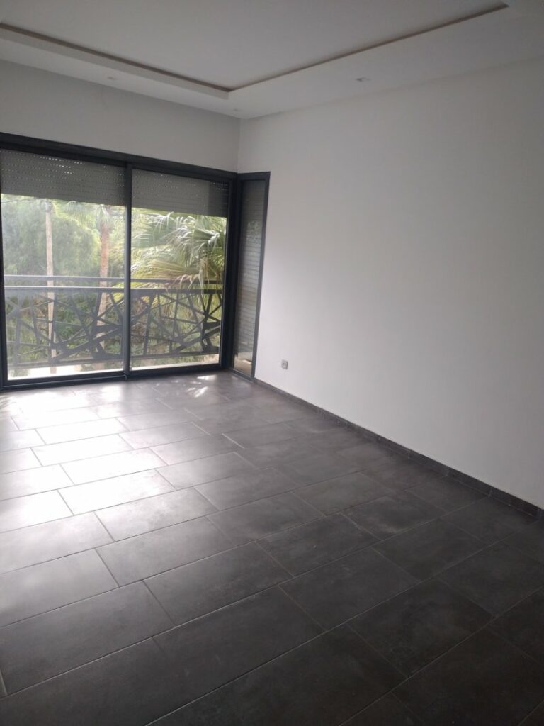 Studio a louer quartier les hopitaux