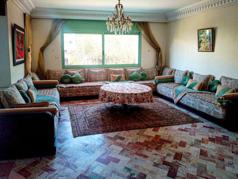 Grand appartement à louer à Casablanca