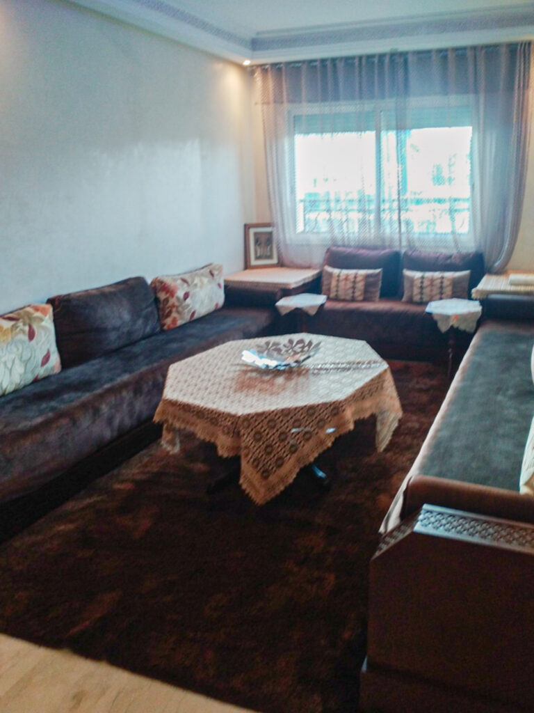 appartement à location avec balcon à Casablanca