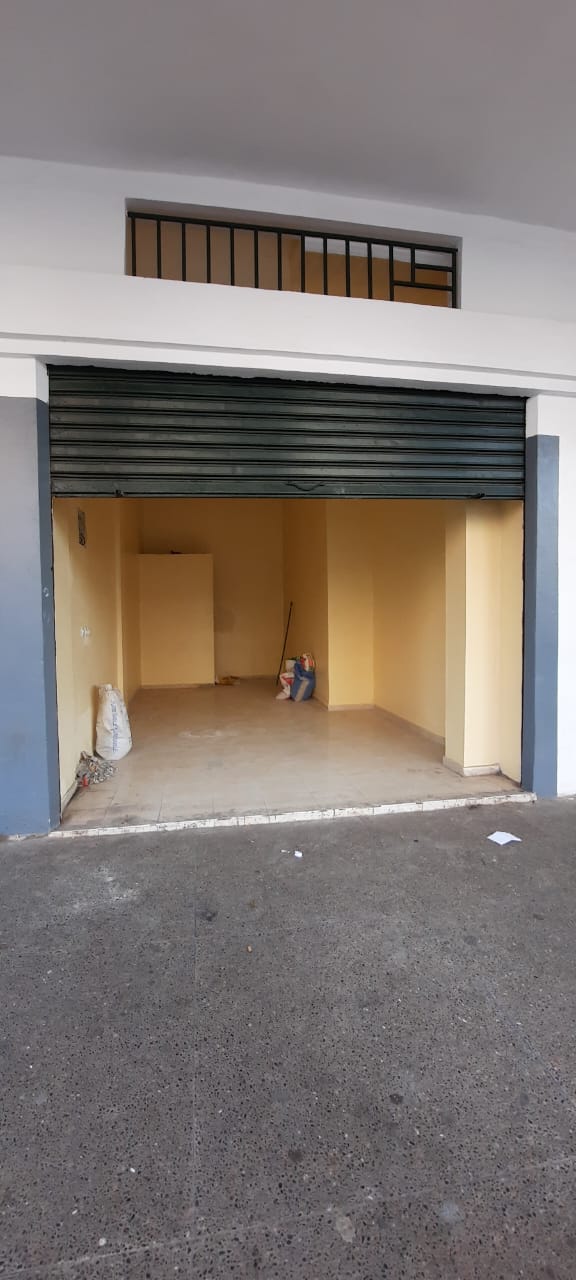 louer un local commercial a Casablanca ( Riad Oulfa)