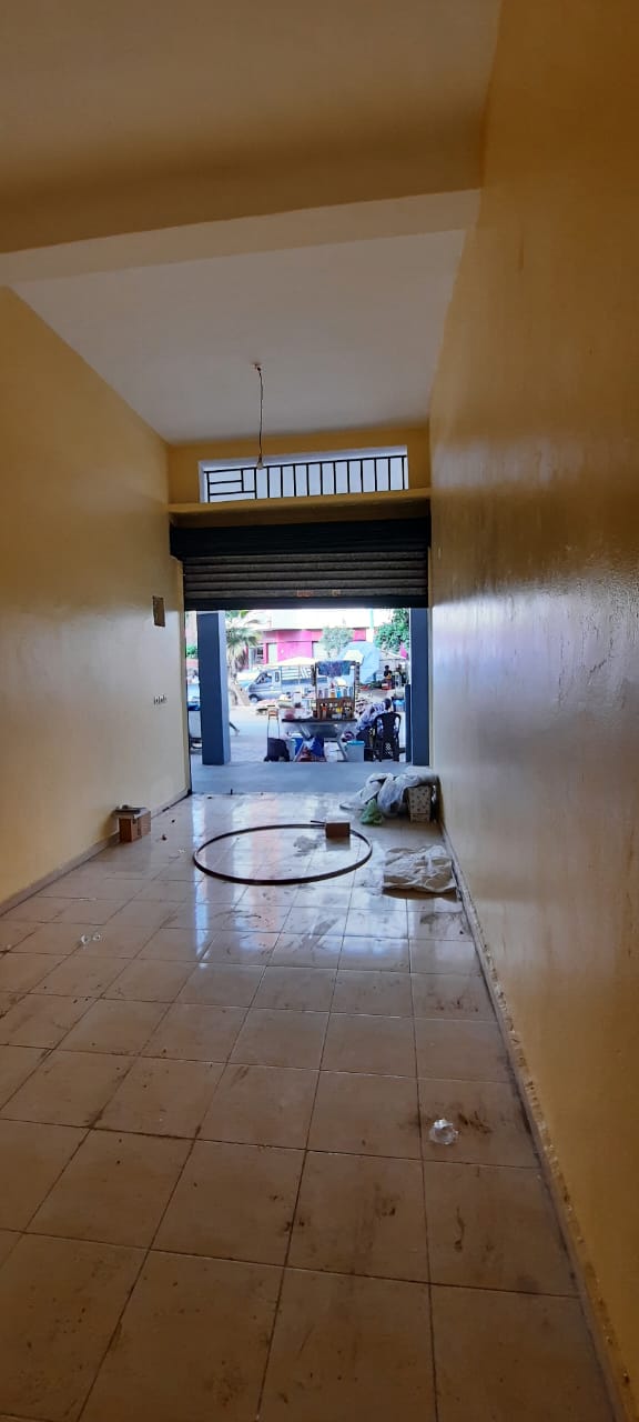 louer un local commercial a Casablanca ( Riad Oulfa)