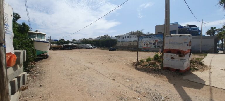 Terrain de 1768m² a vendre – sur le Boulevard