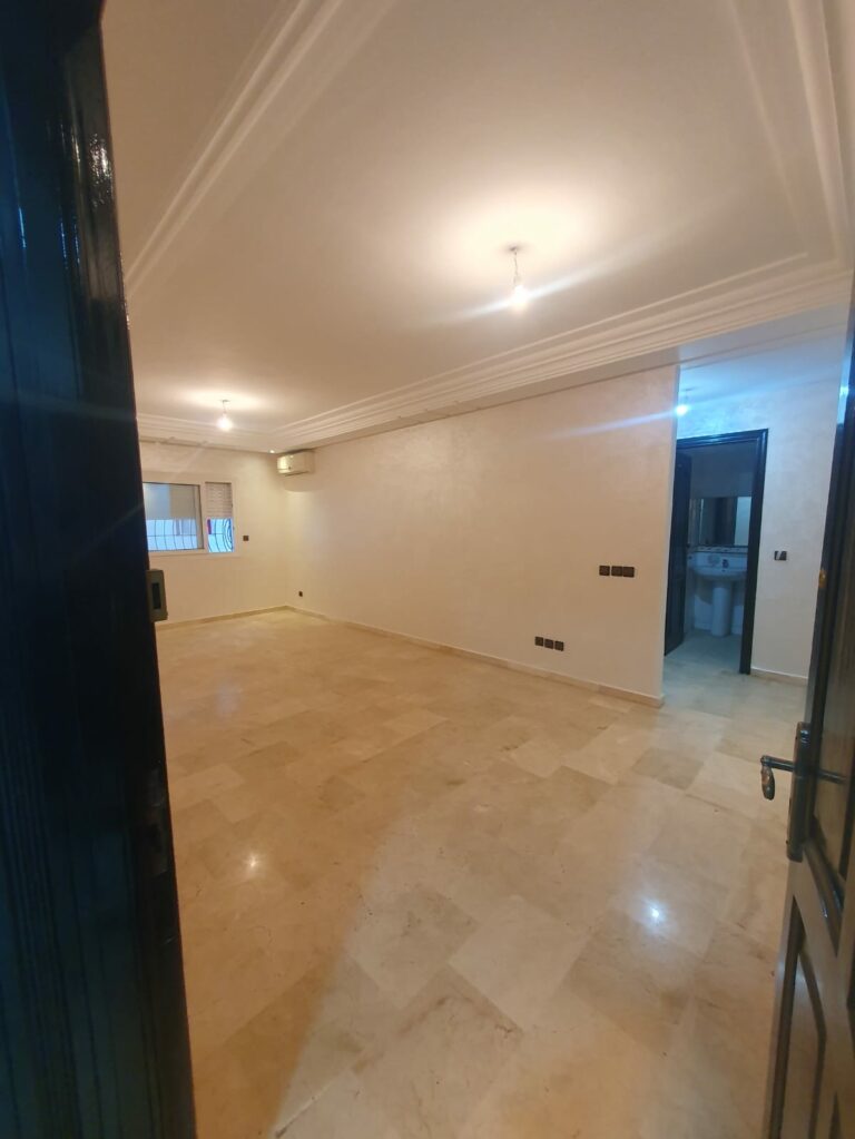 Appartement à vendre 3 pièces 81m² – Roches Noires