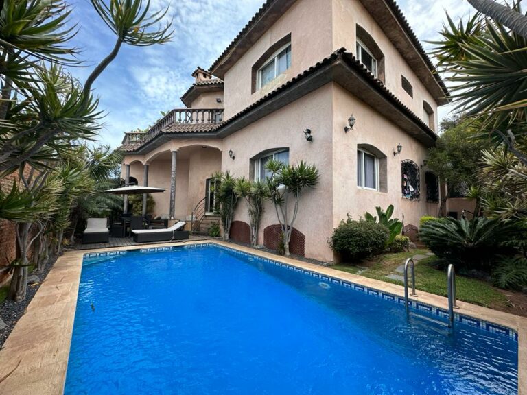 villa de 559m² a vendre – Ain Diab