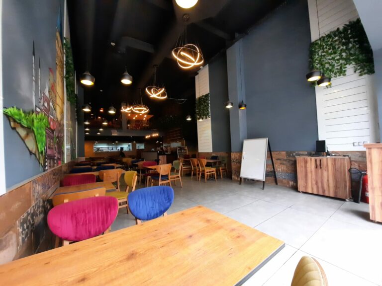 Local commercial à vendre – Bourgogne ouest sur boulevard Tan Tan