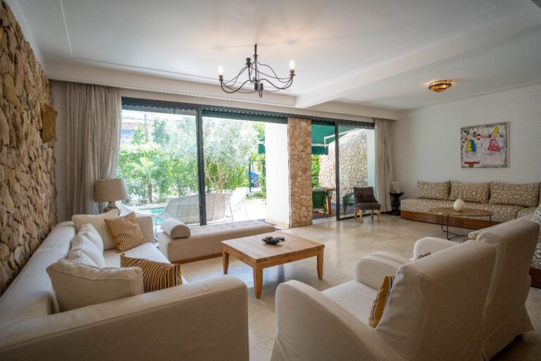Villa en location meublée à Bouskoura Ville Verte