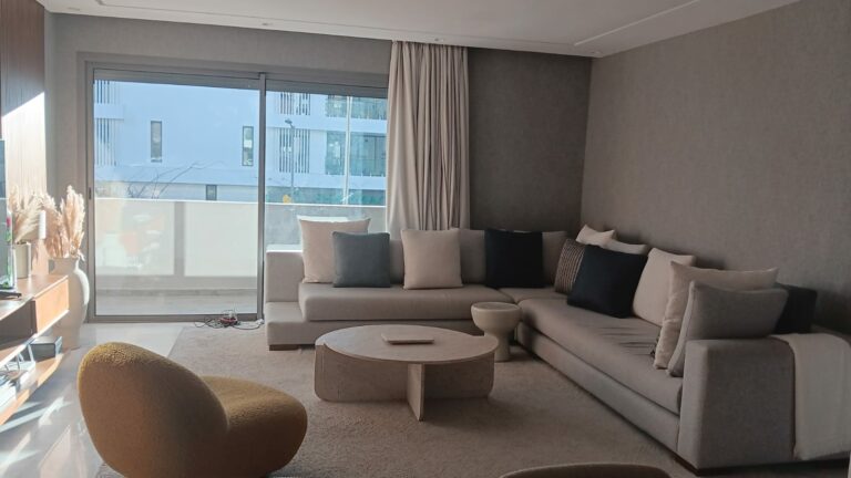 Appartement Vide à Louer à Casa Finance City