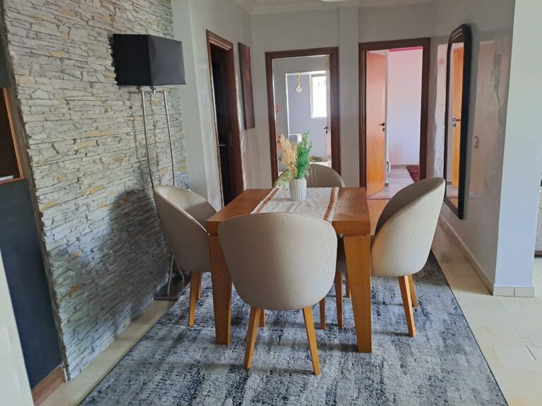 Appartement 2 chambres – 112m² au dernier étage