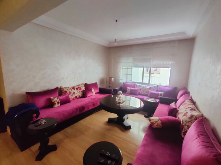 Appartement à vendre_ 2chambres Bd Ahmed Charci