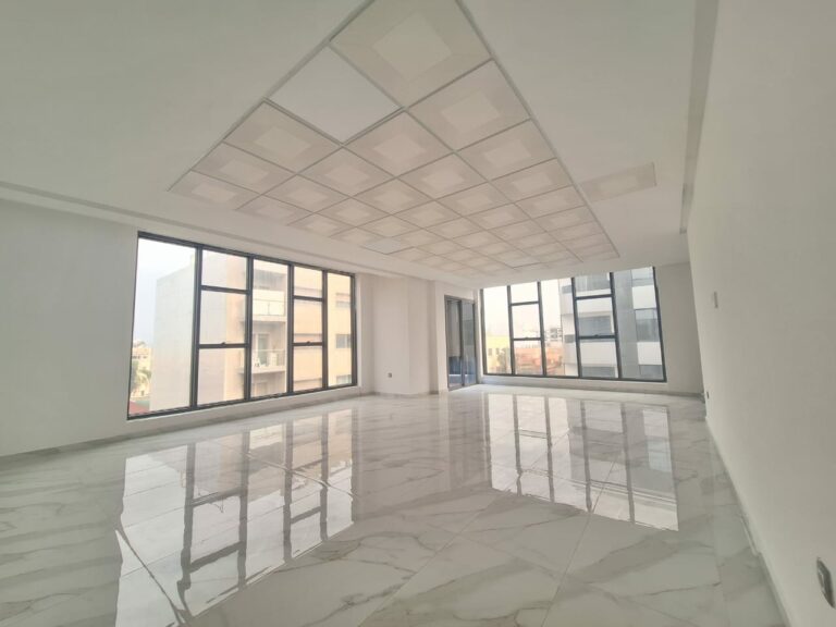 Location Bureau en Open Space de 84m².