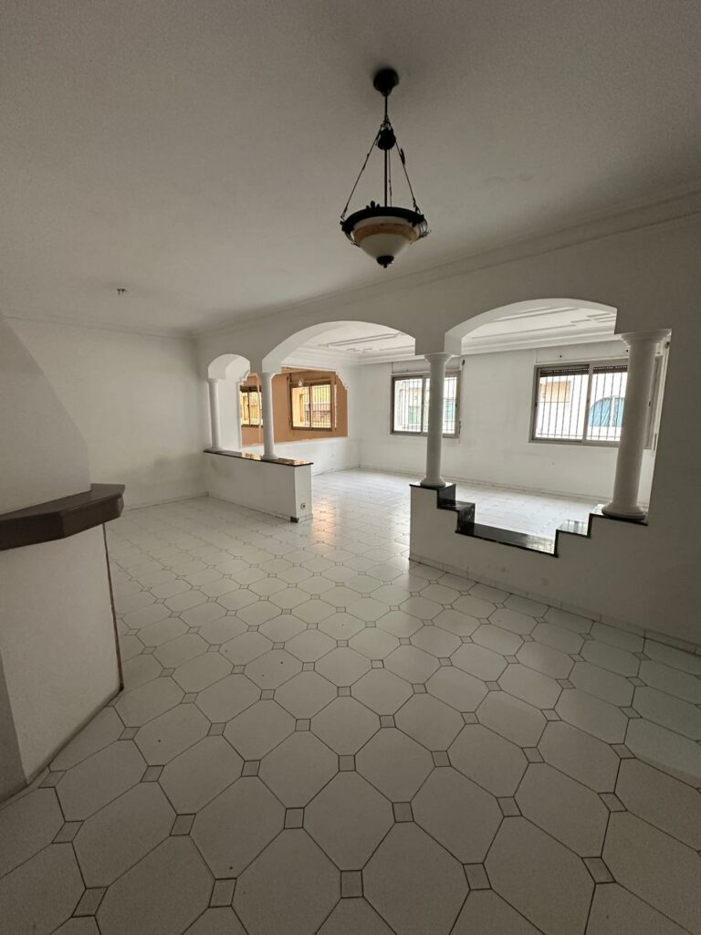 Appartement à vendre – 143 m² – Beauséjour