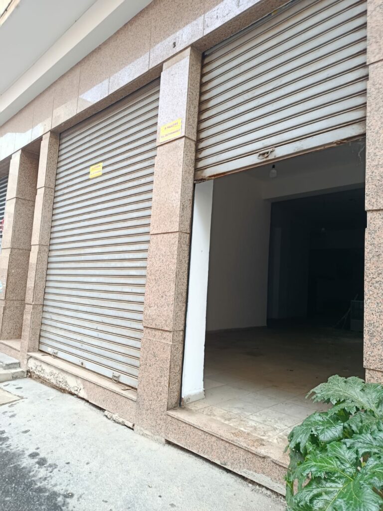 Vente Local Commercial 169 m² – 2 Rideaux
