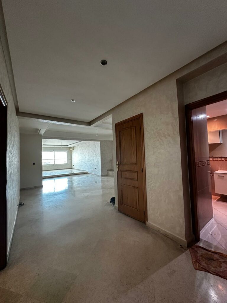 Appartement Spacieux à Val Fleury – Vendre