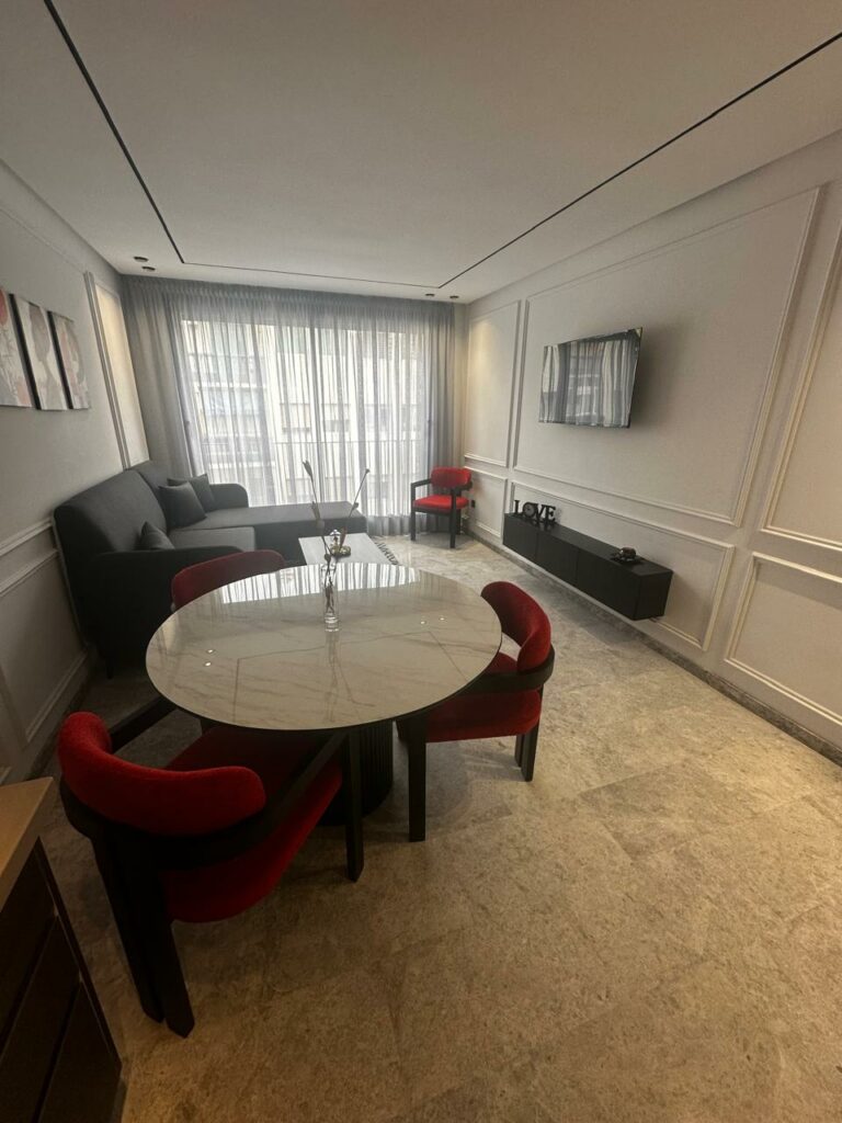 Location Studio Meublé 43 m² – Les Hôpitaux